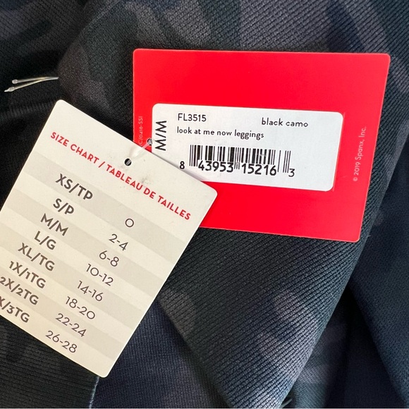 Spanx look at me now leggings black camo size Medium NWT - Picture 6 of 6